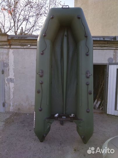 Лодка Аква 3200