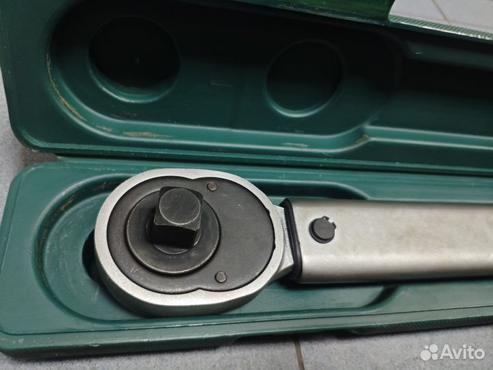 Динамометрический ключ Jonnesway