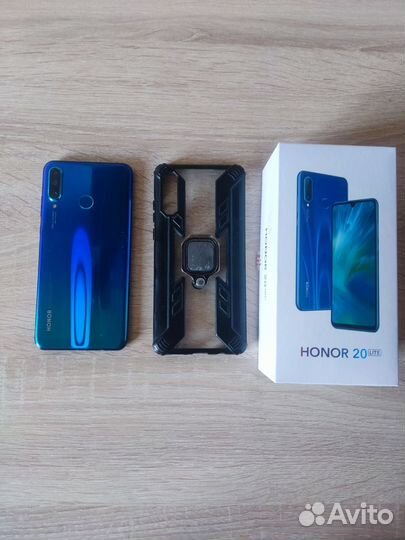 HONOR 20 Lite (RU), 4/128 ГБ