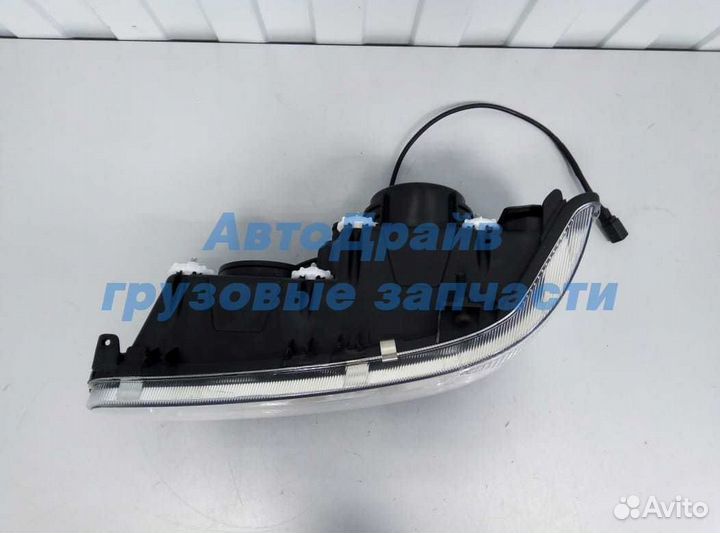 Фара головная Даф 105 левая ксенон