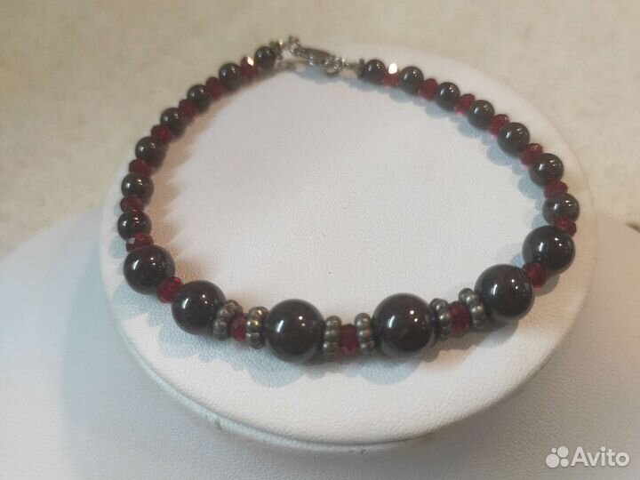 Бусы из натуральных камней