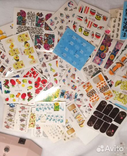 Печка для маникюра, гель лак, наклейки для ногтей