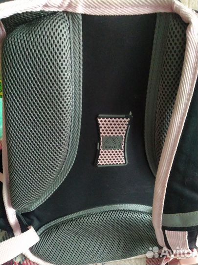 Рюкзак школьный ортопедический. Торг уместен