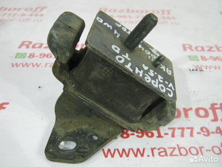 Опора двигателя Kia Sorento 2002-2009