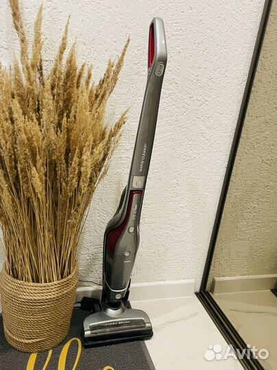 Вертикальный безпроводной Пылесос Midea