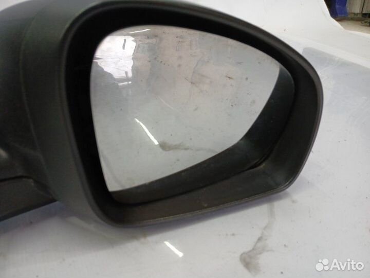 Зеркало заднего вида боковое правое Skoda Fabia MK
