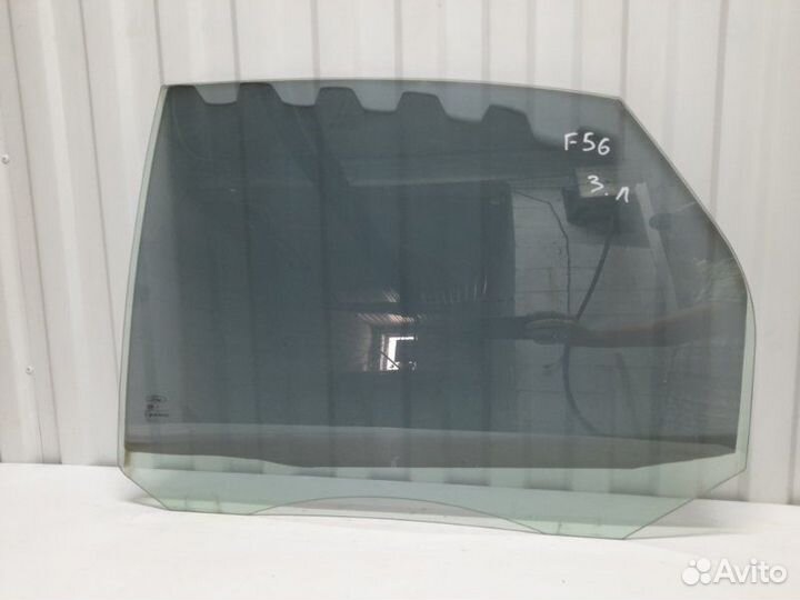 Стекло двери задней левой Ford Focus 2