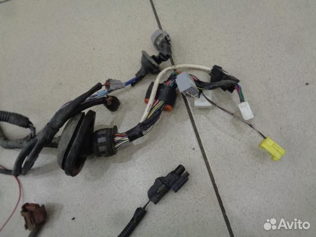 Проводка подкапотная (жгут) Toyota Chaser 6 1996