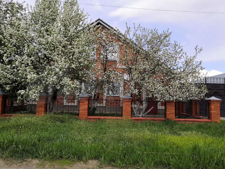 Дом 170 м² на участке 14 сот.