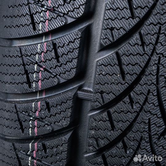 Triangle WinterX TW401 215/45 R17