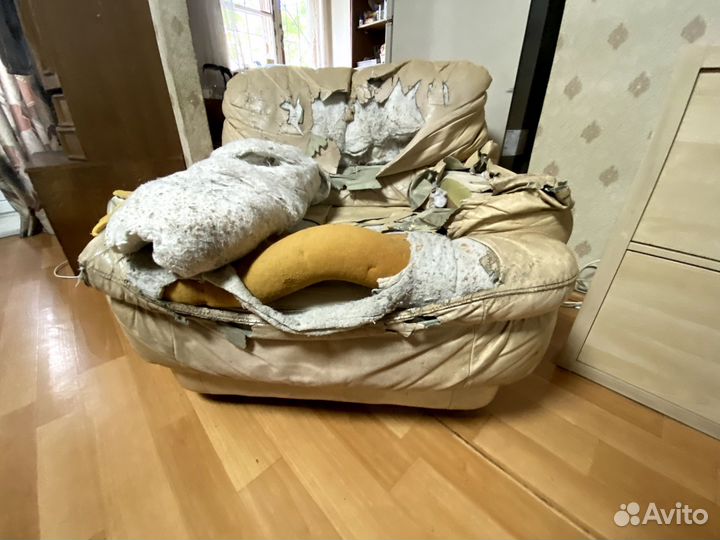 Перетяжка мягкой мебели