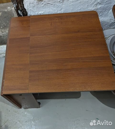 Стол журнальный раскладной