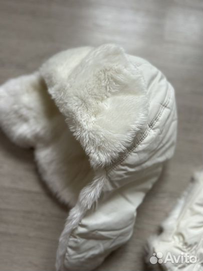 Шапка женская и рукавички с мехом outventure
