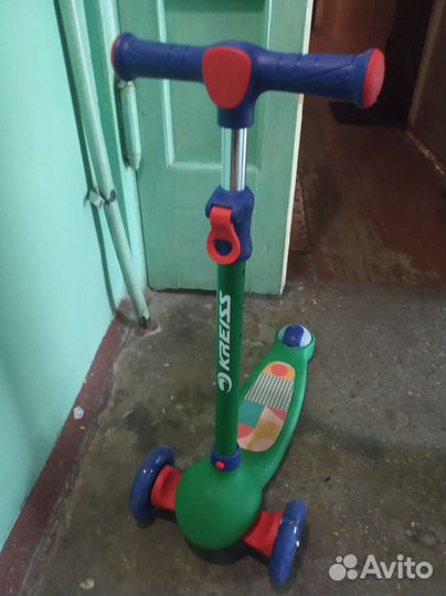 Самокат детский трехколесный бу