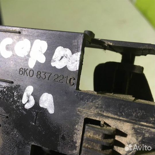 Ручка двери внутренняя левая Сеат Кордоба