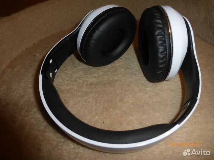 Беспроводные наушники