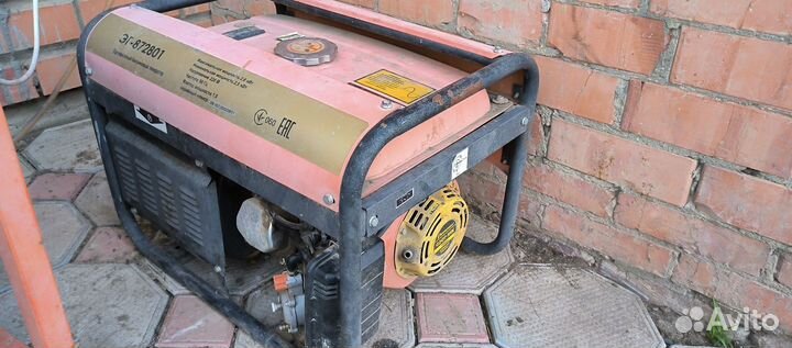 Продаю генератор