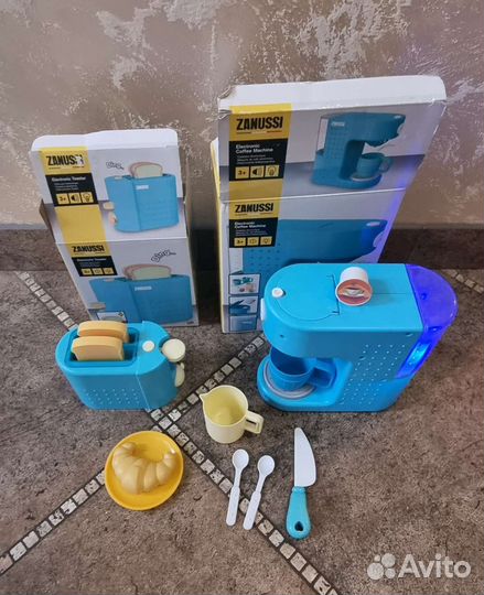 Детская кофемашина и тостер Zanussi
