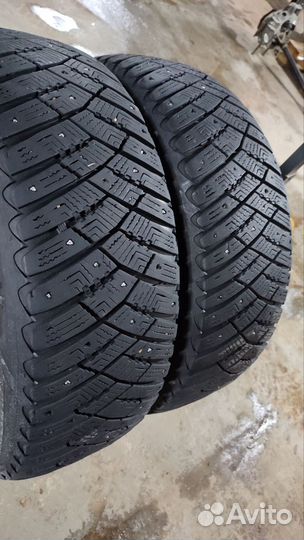 Goodyear Ultragrip Ice Arctic 205/60 R16 92T
