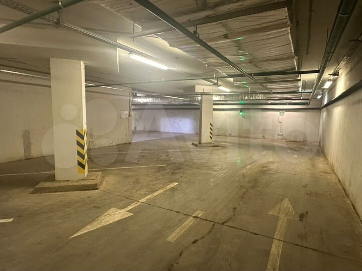 Машиноместо, 26 м²