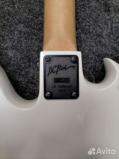 Бас-гитара B.C. Rich Mockingbird USA