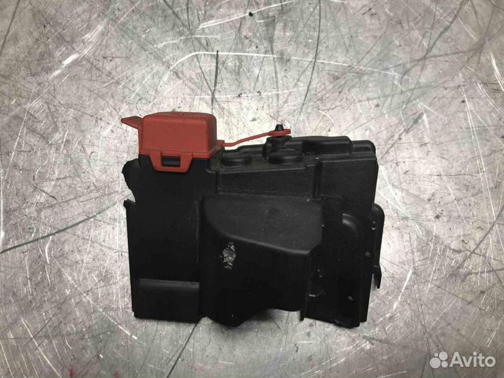 Крышка клеммы BMW X4 G02 2018