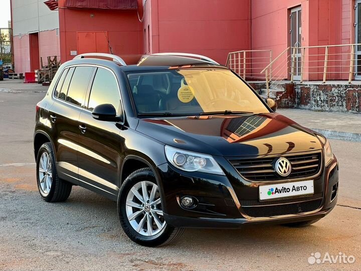 Volkswagen Tiguan 2.0 AT, 2011, 199 067 км