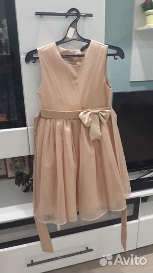 Нарядное платье для девочки