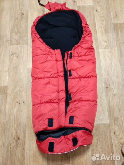 Зимний конверт в коляску и варежки