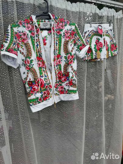 Спортивный костюм женский новый 3 шт