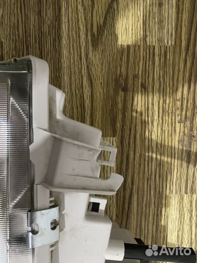 Фара передняя левая 2110