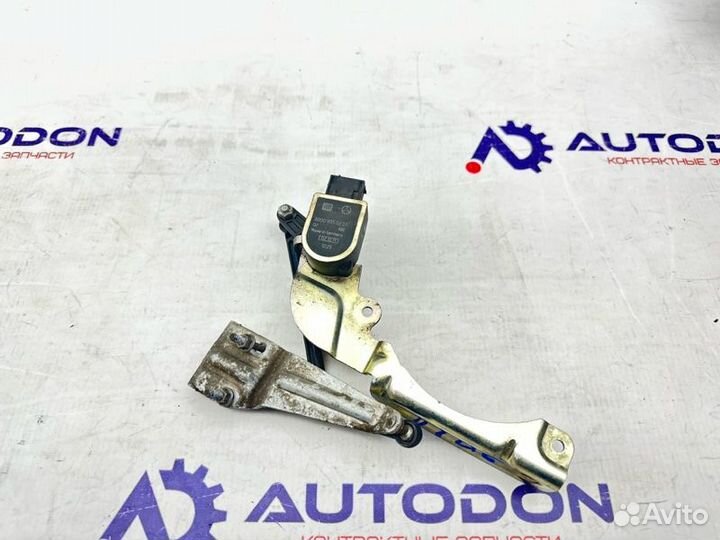 Датчик дорожного просвета Mercedes C-Class W204