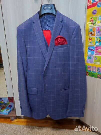 Костюм мужской