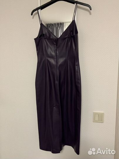 Кожаный сарафан женский