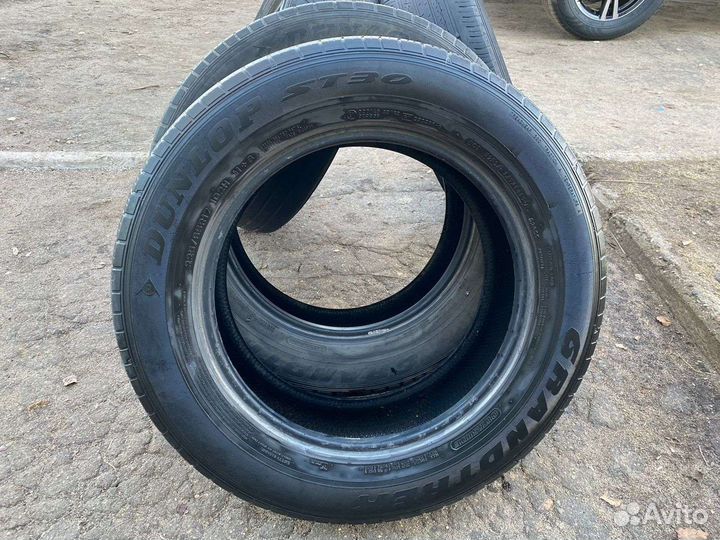 Dunlop Grandtrek ST30 225/65 R17 102H