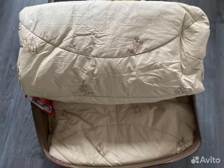 Новое шерстяное одеяло 200*230