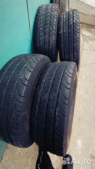 Continental ContiVanContact 100 225/75 R16C 120