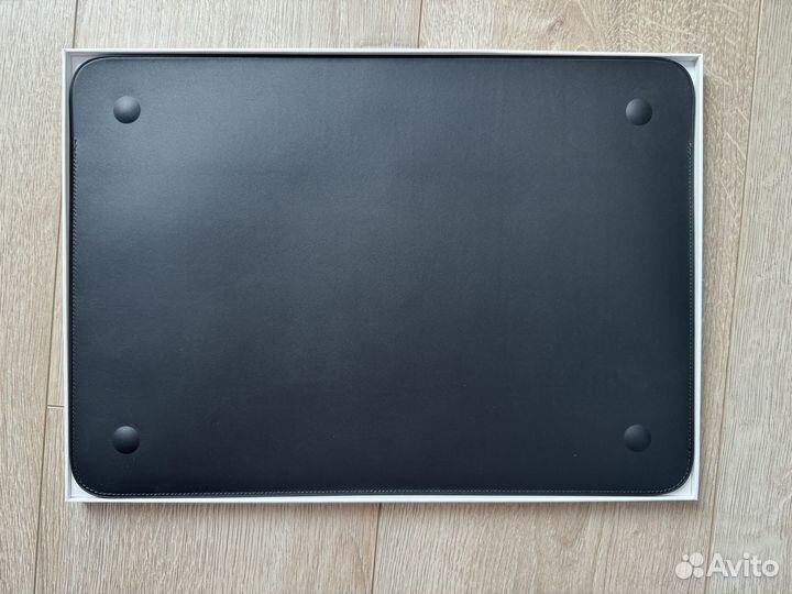 Чехол для MacBook Pro 16 Leather Sleeve