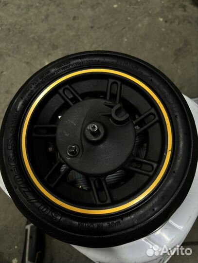 Переднее колесо Ninebot max G30 с колодкой