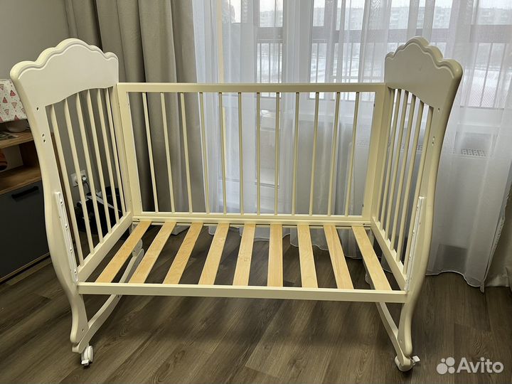 Кровать для новорожденных
