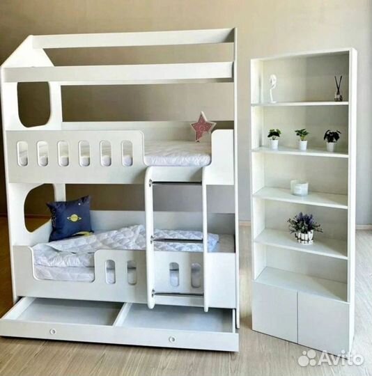 Кровать детская Двухъярусная