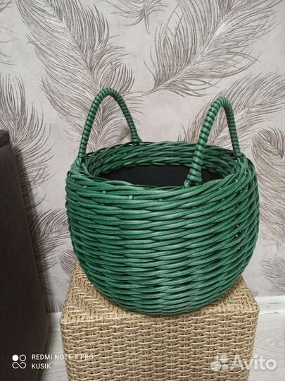 Кашпо из ротанга