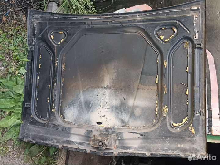 Капот газ 24