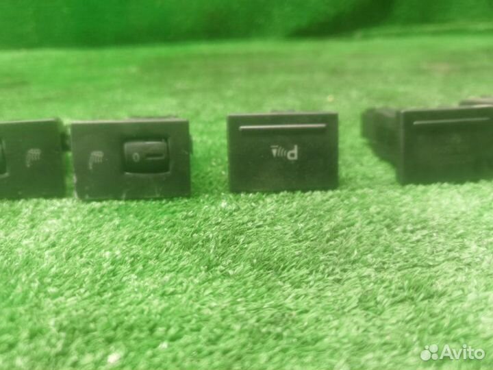 Кнопка Volkswagen Touareg I 2.5 TDI 2005