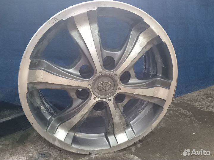 Диски литые для toyota Hilux r17