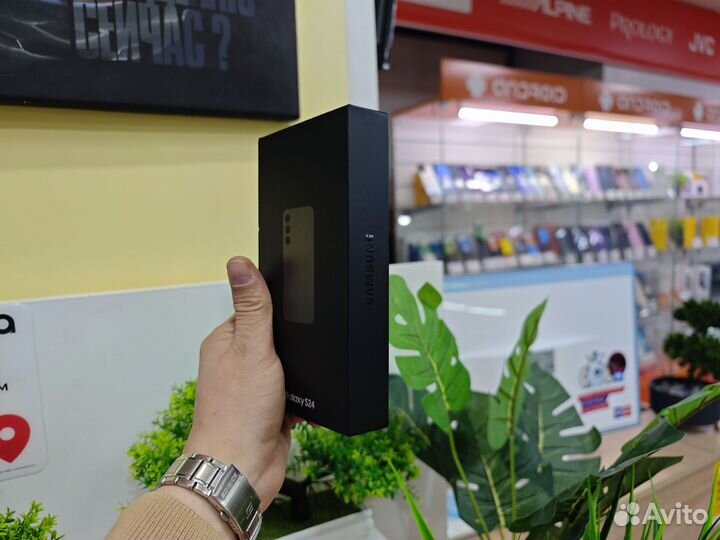 Samsung Galaxy S24, 8/128 ГБ