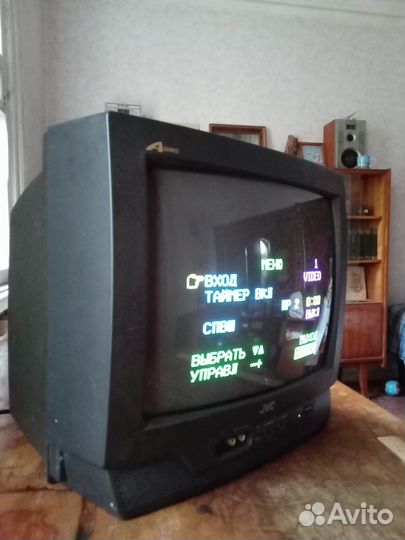 Телевизор JVC аналоговый в рабочем состоянии