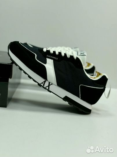 Кроссовки Armani комфортные