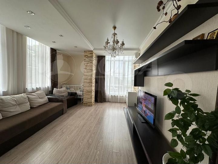 2-к. квартира, 61 м², 3/5 эт.