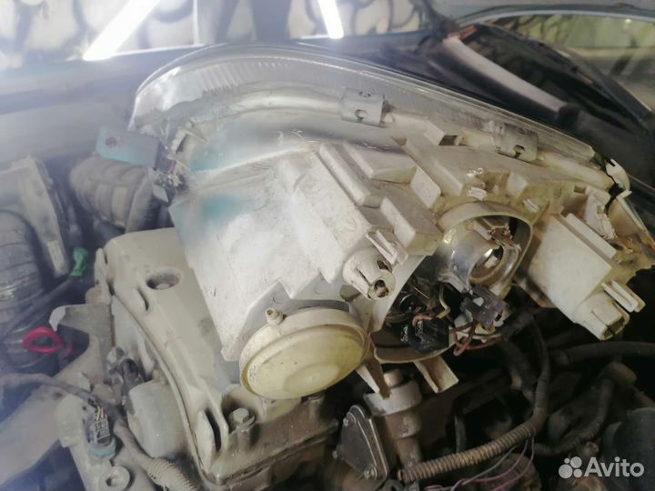 Фары mercedes R 170